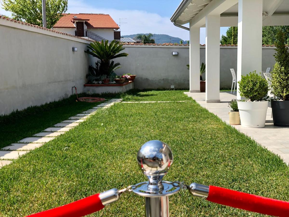 Invilla Bed&Breakfast - Quality Rooms Santa Maria di Castellabate Bagian luar foto