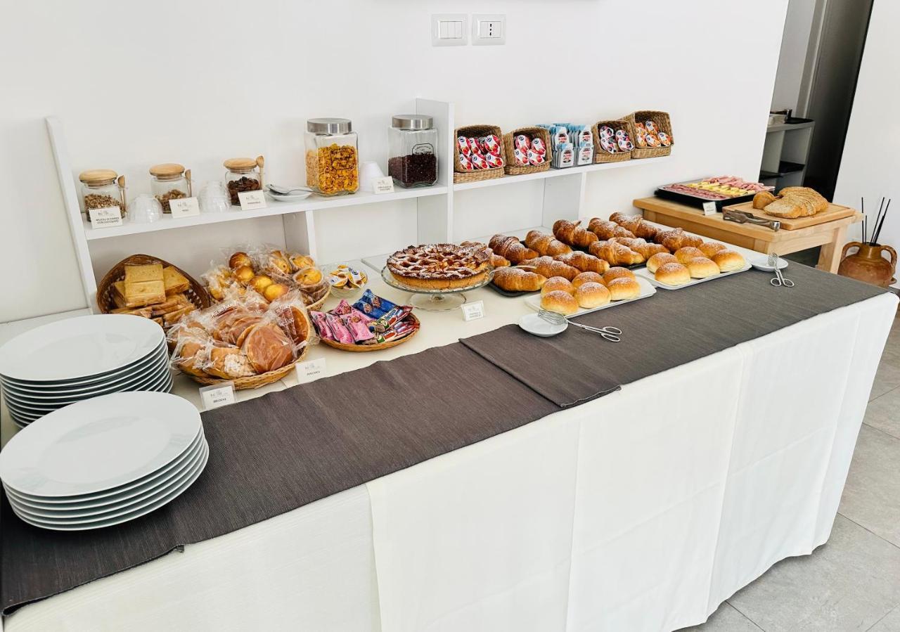Invilla Bed&Breakfast - Quality Rooms Santa Maria di Castellabate Bagian luar foto