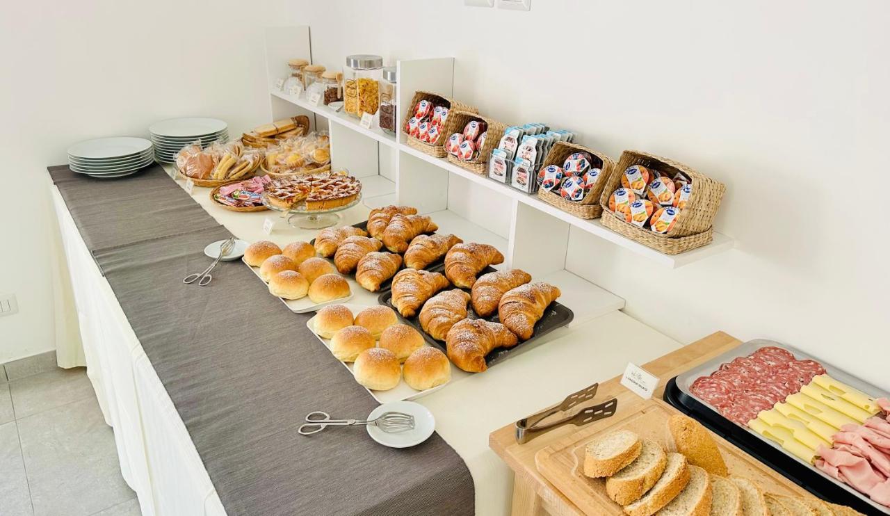 Invilla Bed&Breakfast - Quality Rooms Santa Maria di Castellabate Bagian luar foto