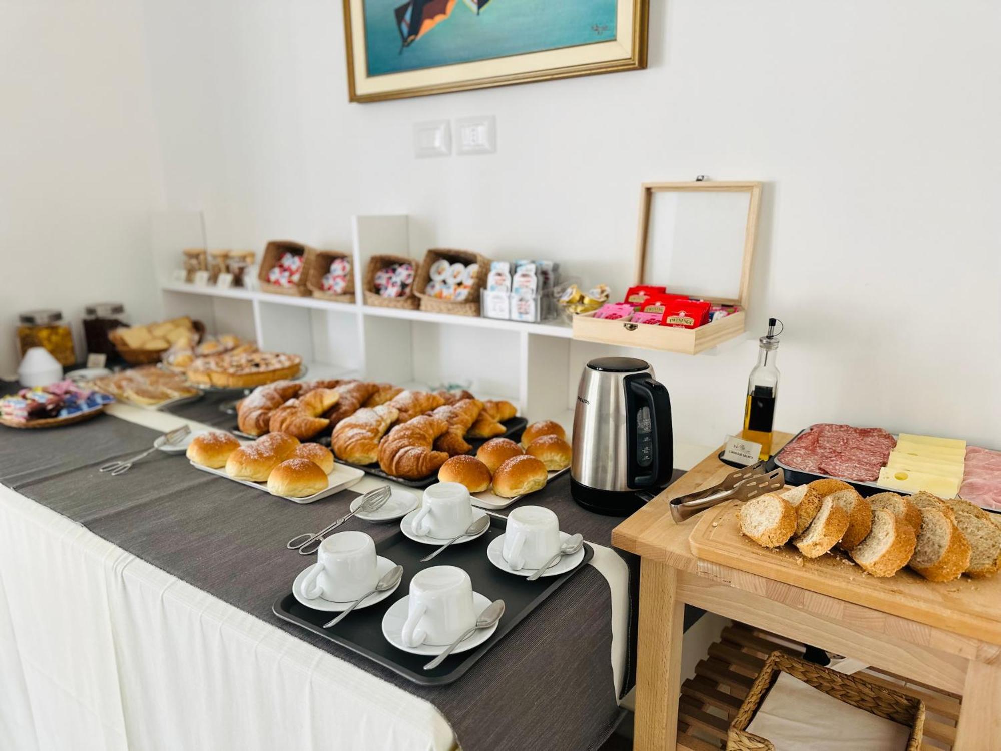Invilla Bed&Breakfast - Quality Rooms Santa Maria di Castellabate Bagian luar foto