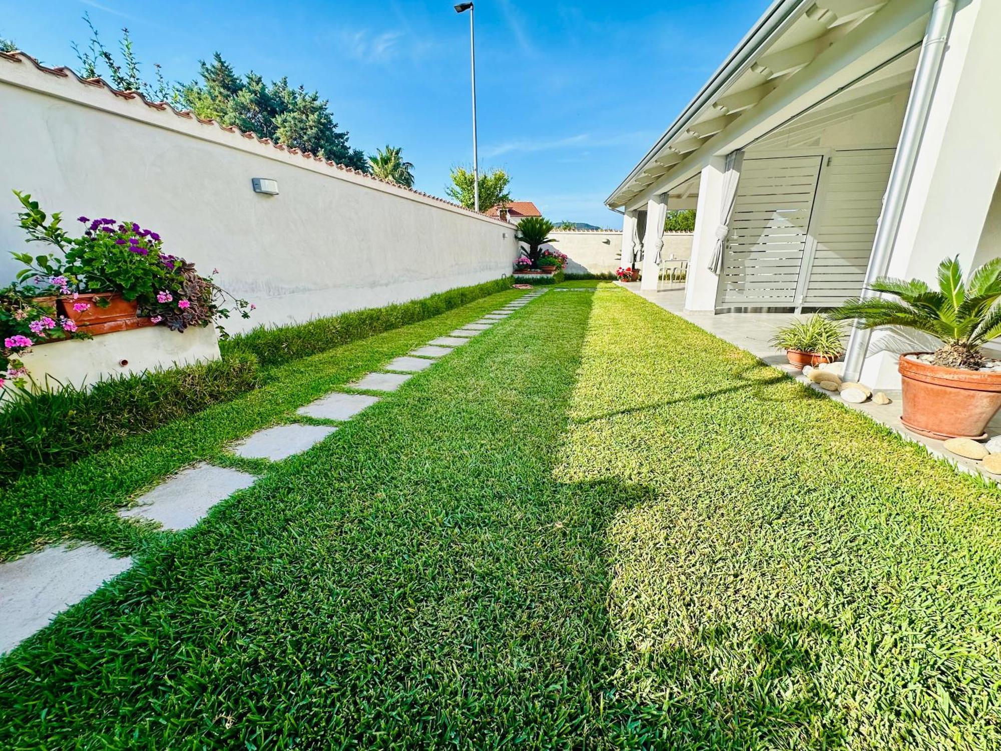 Invilla Bed&Breakfast - Quality Rooms Santa Maria di Castellabate Bagian luar foto